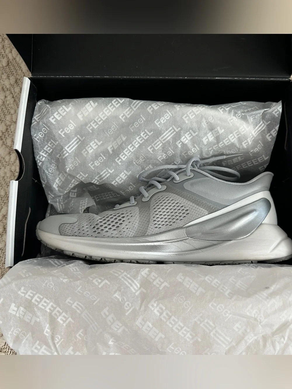 Lululemon BlissFeel Run Women's Grey/White Running Shoe, with box, size 8.5